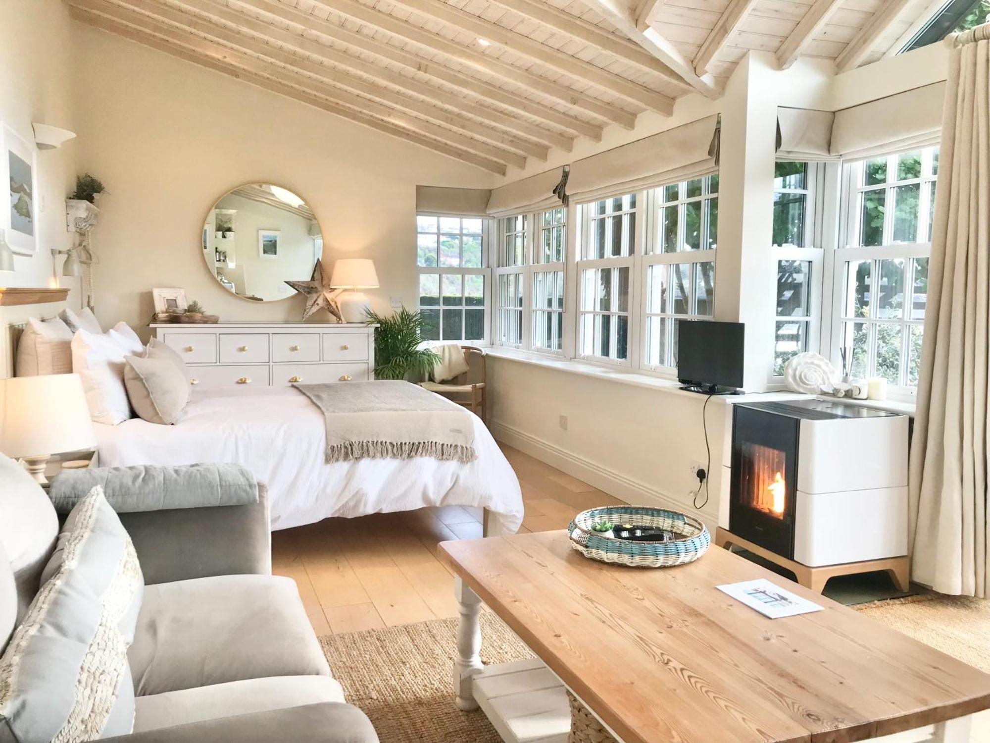 Coastal Chic Waterfront Studio Kinsale Exterior photo